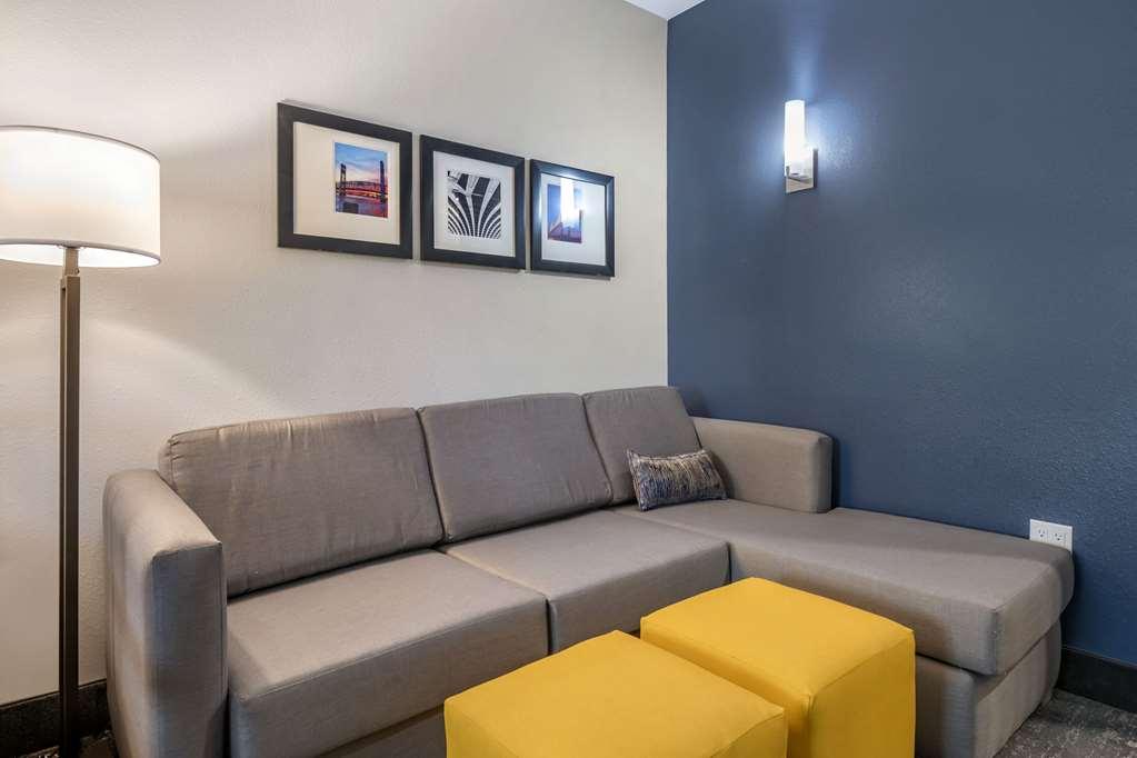 Comfort Inn & Suites Jacksonville - Orange Park Near Naval Air Station Zimmer foto