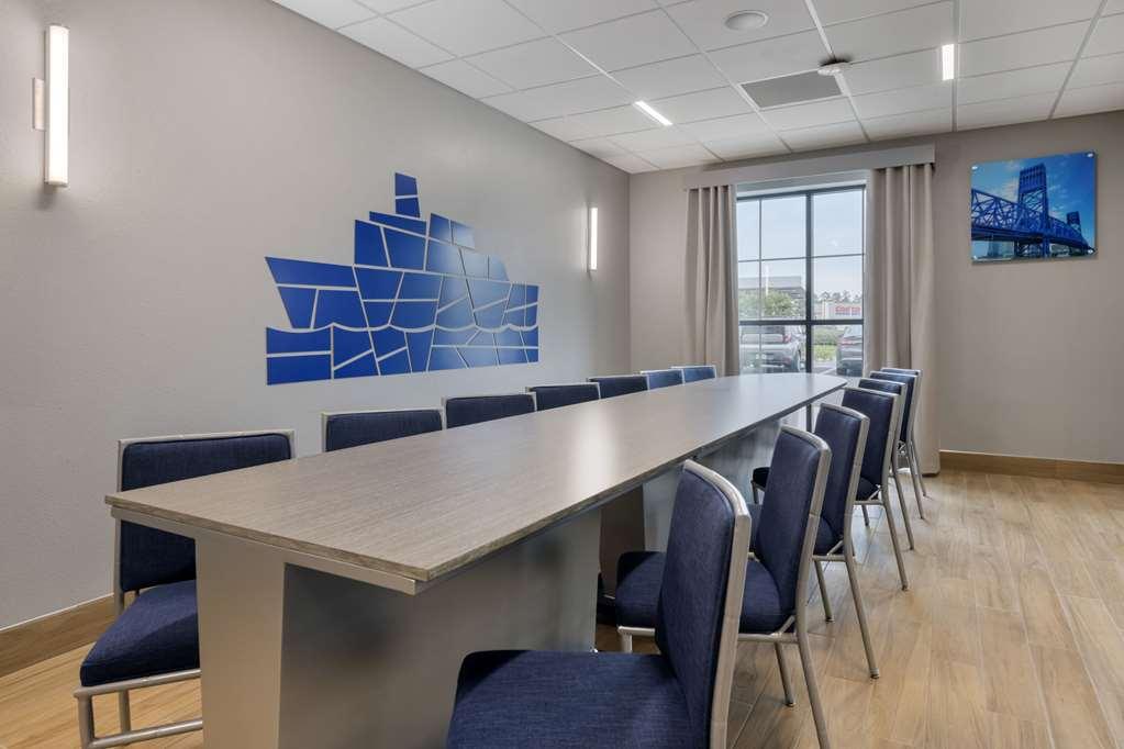 Comfort Inn & Suites Jacksonville - Orange Park Near Naval Air Station Einrichtungen foto